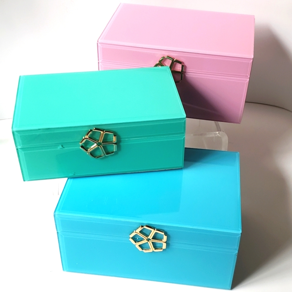 NWT Trina Turk Aqua Accessory Jewelry Storage Box